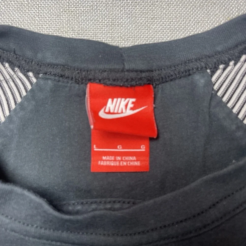 Nike Sportswear Tech Fleece Women's Crew Black XL Side Zipper Ribbed‎ Sleeves